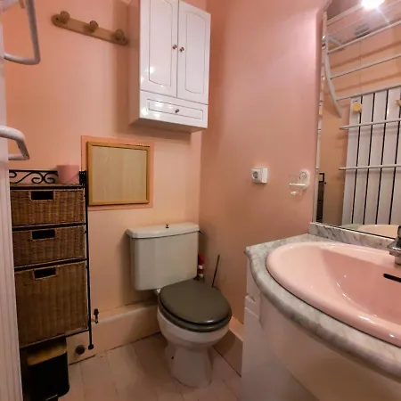 Pour 2 Personnes Avec Balcon Sud Face Au Jardin Esf, Proche Des Pistes Et Remontees Mecaniques - Fr-1-452-269 Appartement